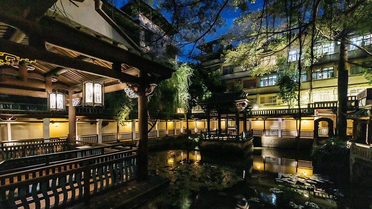 今年擴大辦理光影藝術展,除了夜間光雕秀以外,同時結合數位影音科技。(圖/新北市政府) 今年擴大辦理光影藝術展,除了夜間光雕秀以外,同時結合數位影音科技。(圖/新北市政府)