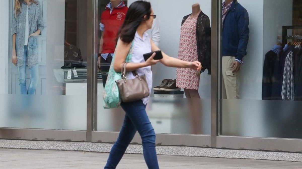 夏天的電費總是讓民眾荷包大失血,該怎麼做才能有效省下電費呢?(圖 / 陳明仁攝) 夏天的電費總是讓民眾荷包大失血,該怎麼做才能有效省下電費呢?(圖 / 陳明仁攝)