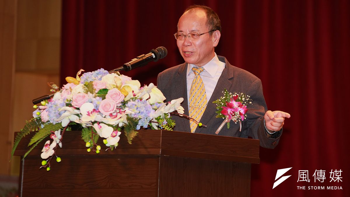 作者聲稱,張景森雖一再強調「不要依賴中國臉色吃飯」,可是對於業者來說,東南亞各國來的就是顧客,美日韓同樣也是顧客,陸客難道就不是顧客?(資料照,簡必丞攝) 作者聲稱,張景森雖一再強調「不要依賴中國臉色吃飯」,可是對於業者來說,東南亞各國來的就是顧客,美日韓同樣也是顧客,陸客難道就不是顧客?(資料照,簡必丞攝)