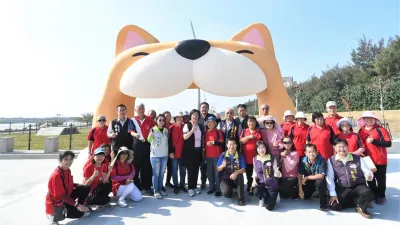彰化縣長王惠美視察西濱慶安水道水岸遊憩公園,了解工程進度。(圖/彰化縣政府)