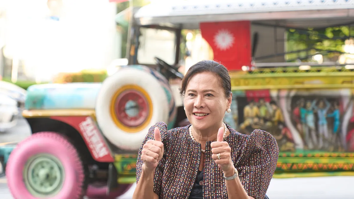 菲國代表彭科蓉力推購物節,一日體驗台中菲國元素。(圖/台中市政府) 菲國代表彭科蓉力推購物節,一日體驗台中菲國元素。(圖/台中市政府)