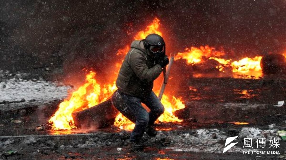 1月22日是烏克蘭的統一紀念日,但今年的紀念日卻發生濺血衝突(美聯社) 1月22日是烏克蘭的統一紀念日,但今年的紀念日卻發生濺血衝突(美聯社)