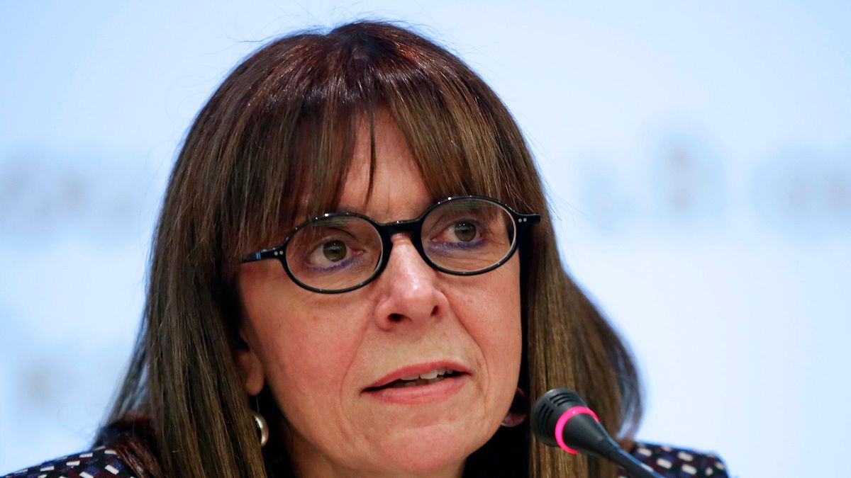 希臘國會選出女法官薩克拉洛普魯擔任新總統(美聯社) 希臘國會選出女法官薩克拉洛普魯擔任新總統(美聯社)