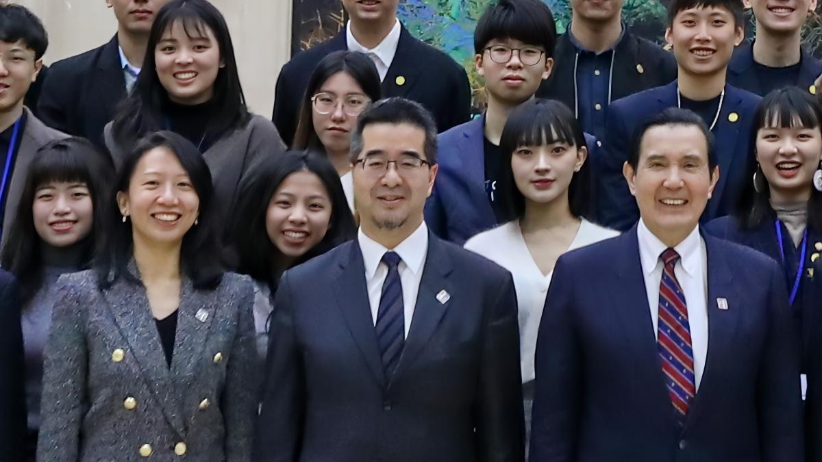 幕後》為何要躲馬英九?王光慈下跪磕頭、被打、休克加重度憂鬱 悽慘遭遇連調查小組都震驚