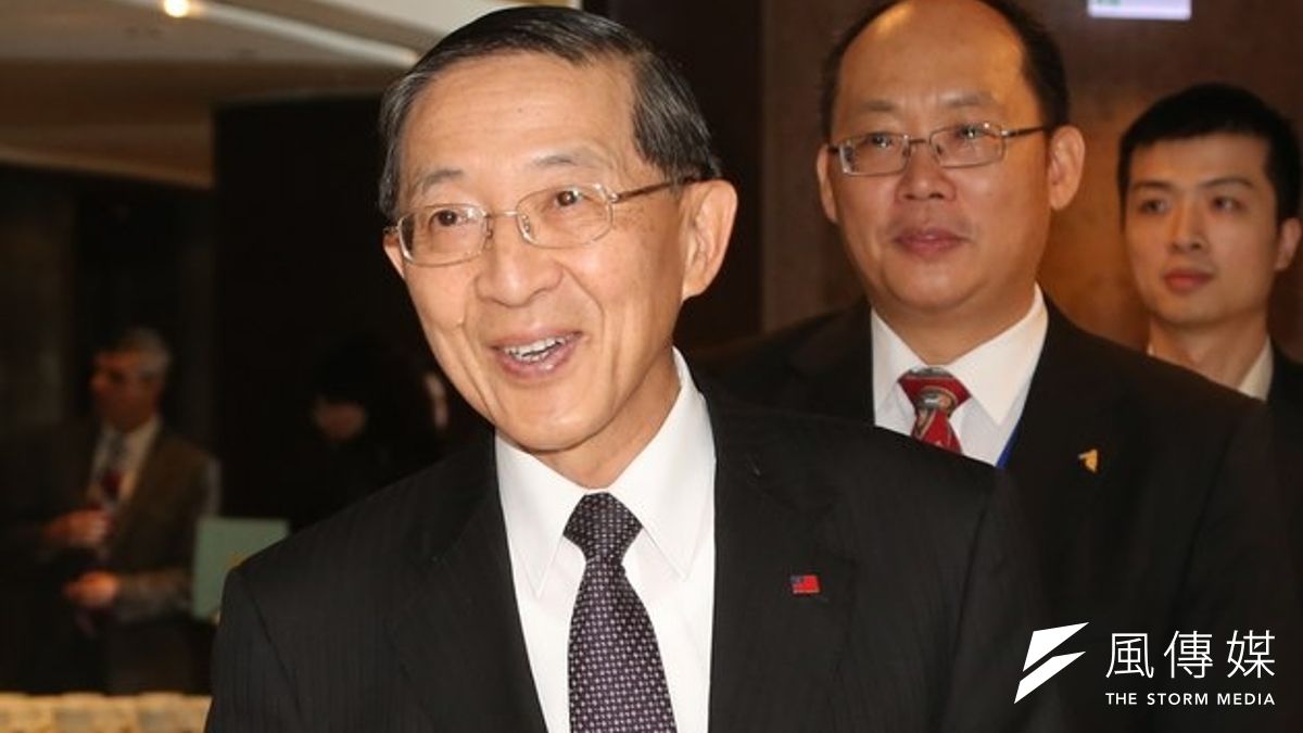 外交部長林永樂證實,陸委會主委王郁琦將會以顧問身分陪同領袖代表蕭萬長參與APEC相關領袖會議。 外交部長林永樂證實,陸委會主委王郁琦將會以顧問身分陪同領袖代表蕭萬長參與APEC相關領袖會議。