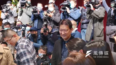 中廣董事長趙少康24日舉辦戰鬥藍茶會。(戴祺修攝)