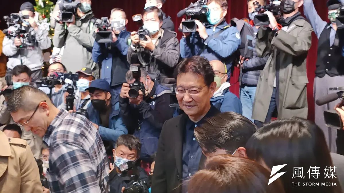 中廣董事長趙少康24日舉辦戰鬥藍茶會。(戴祺修攝)