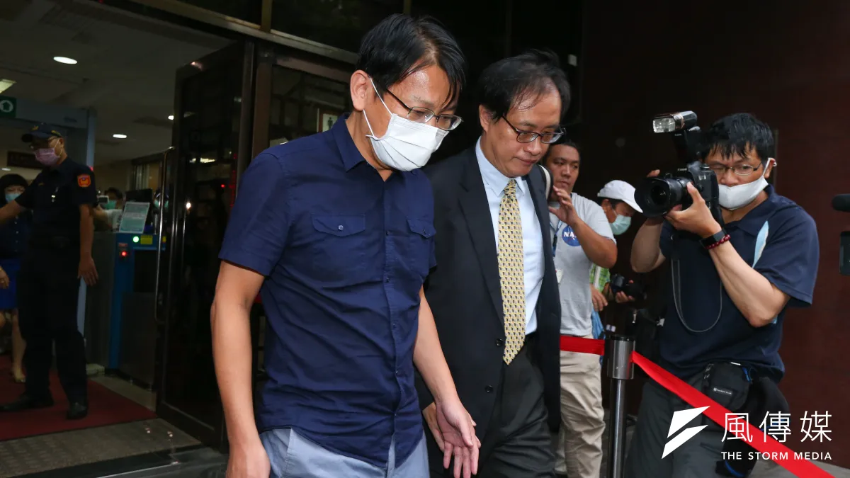 針對時代力量前黨主席涉入收賄案風波,作者表示,即使台北地院裁定徐永明80萬交保,但仍難對時代力量的支持者交代。(資料照,顏麟宇攝)