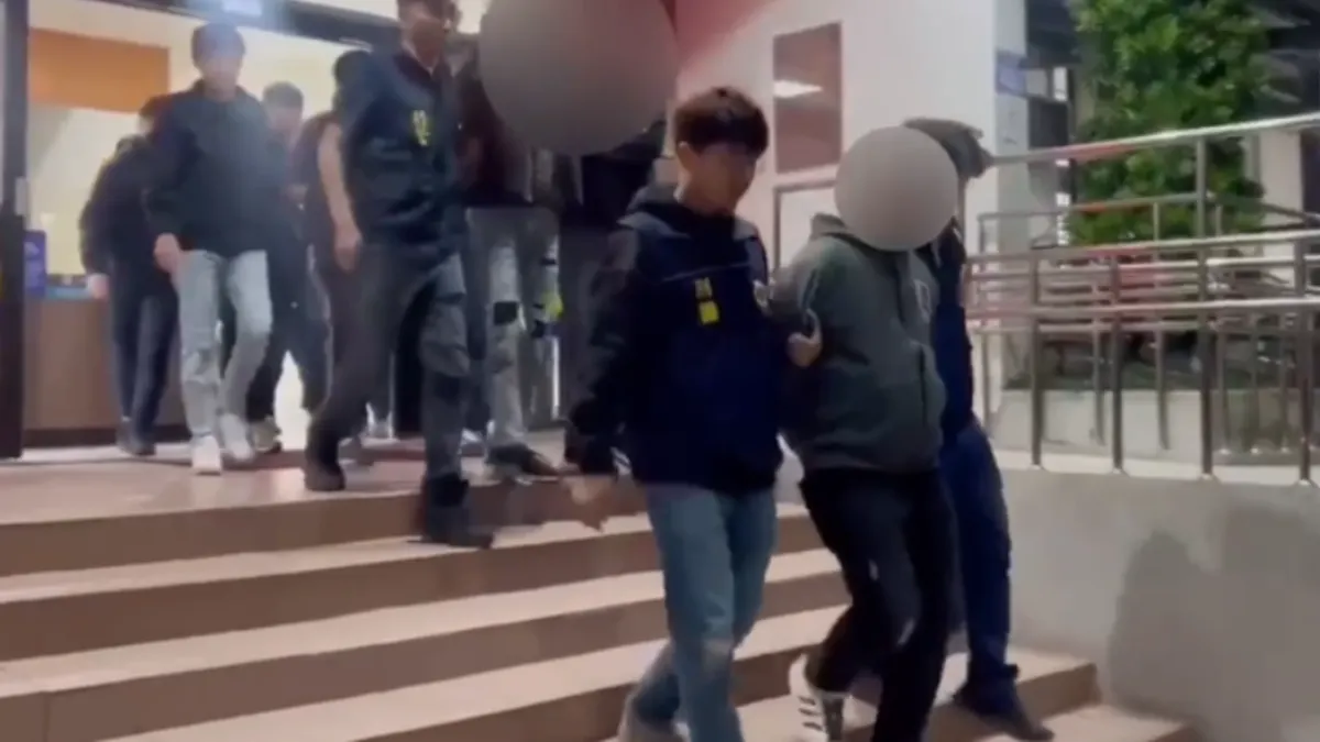 新竹市昨(20日)晚發生槍響事件,警方獲於4小時內成功抓獲曾姓和其餘5名涉案嫌犯。(圖/翻攝自記者爆料網) 新竹市昨(20日)晚發生槍響事件,警方獲於4小時內成功抓獲曾姓和其餘5名涉案嫌犯。(圖/翻攝自記者爆料網)