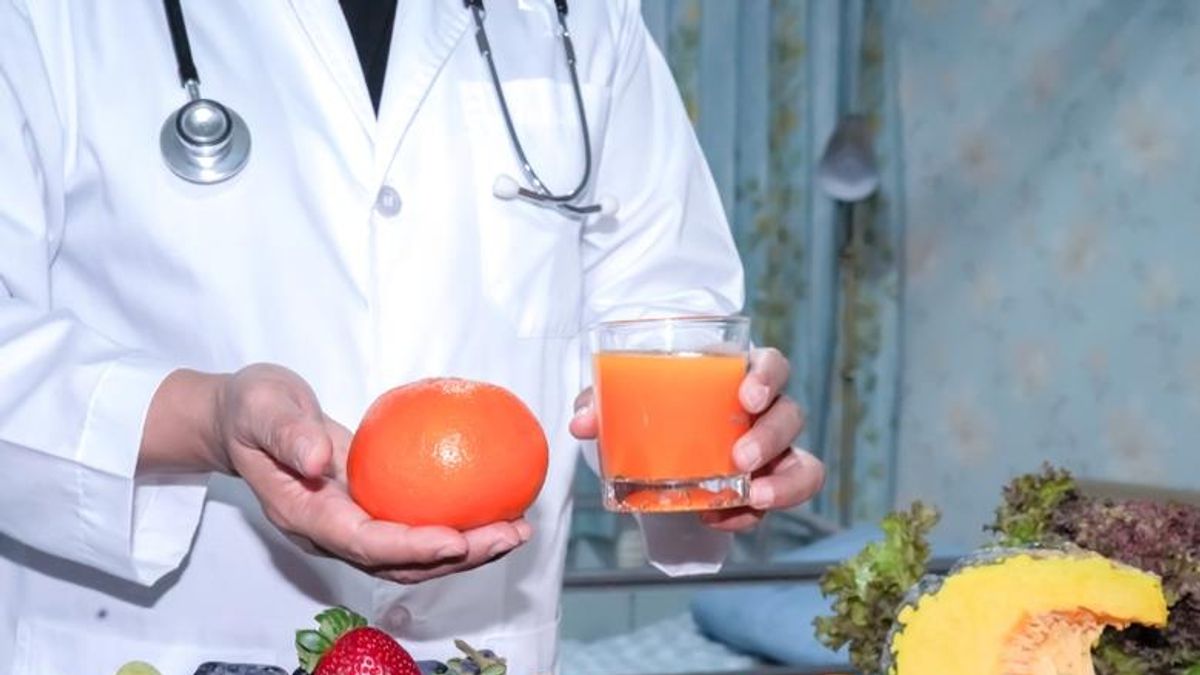 下一代食品將從食物質地著手,同一種食品製成固體與液體飽足感相差極大,食用固體時將可更有效的抑制食慾。(圖/食力foodNEXT提供) 下一代食品將從食物質地著手,同一種食品製成固體與液體飽足感相差極大,食用固體時將可更有效的抑制食慾。(圖/食力foodNEXT提供)