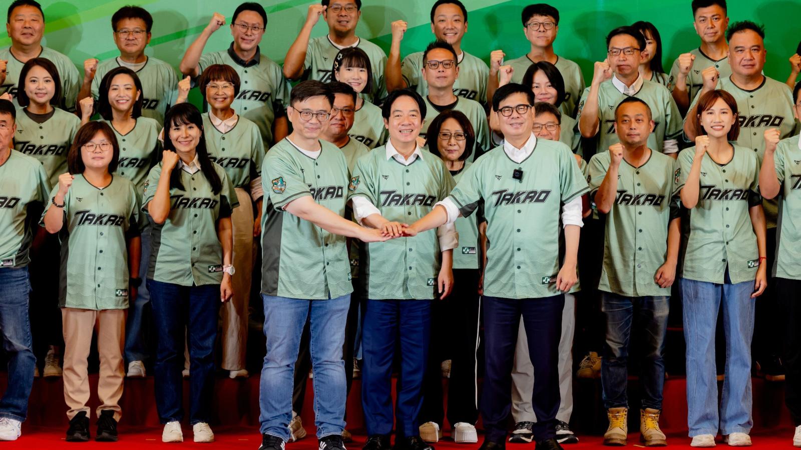 行動中常會前進高雄!賴清德提三大保證力挺賴瑞隆:市長議員全壘打,讓高雄持續進步