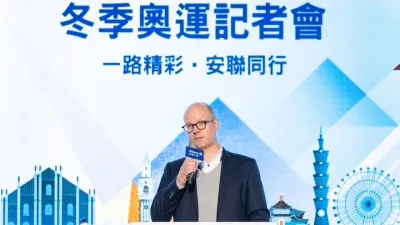 安聯人壽總經理羅偉睿(Joos Louwerier)8日出席記者會,宣布安聯力邀花式滑冰選手李宇翔擔任2026米蘭冬奧代言人。(安聯人壽提供)