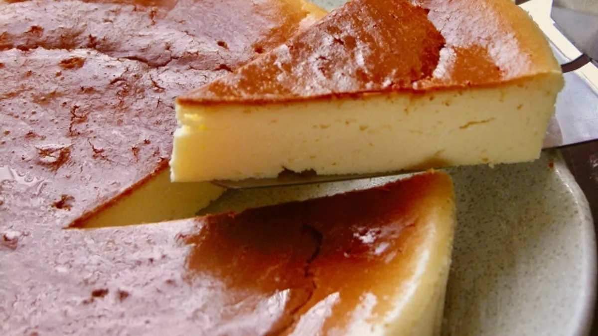 蛋糕怎麼切才好看?內行人透露切蛋糕秘訣。(示意圖/取自PhotoAC) 蛋糕怎麼切才好看?內行人透露切蛋糕秘訣。(示意圖/取自PhotoAC)