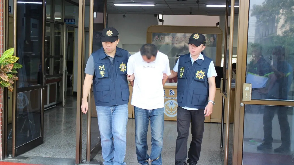 詐騙太猖獗 警逮犯人 竟搜出34張銀聯卡