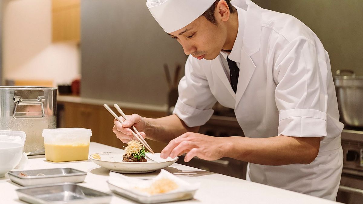 亞灣豪宅星光熠熠 米其林雙星主廚連袂展藝 亞灣豪宅星光熠熠 米其林雙星主廚連袂展藝