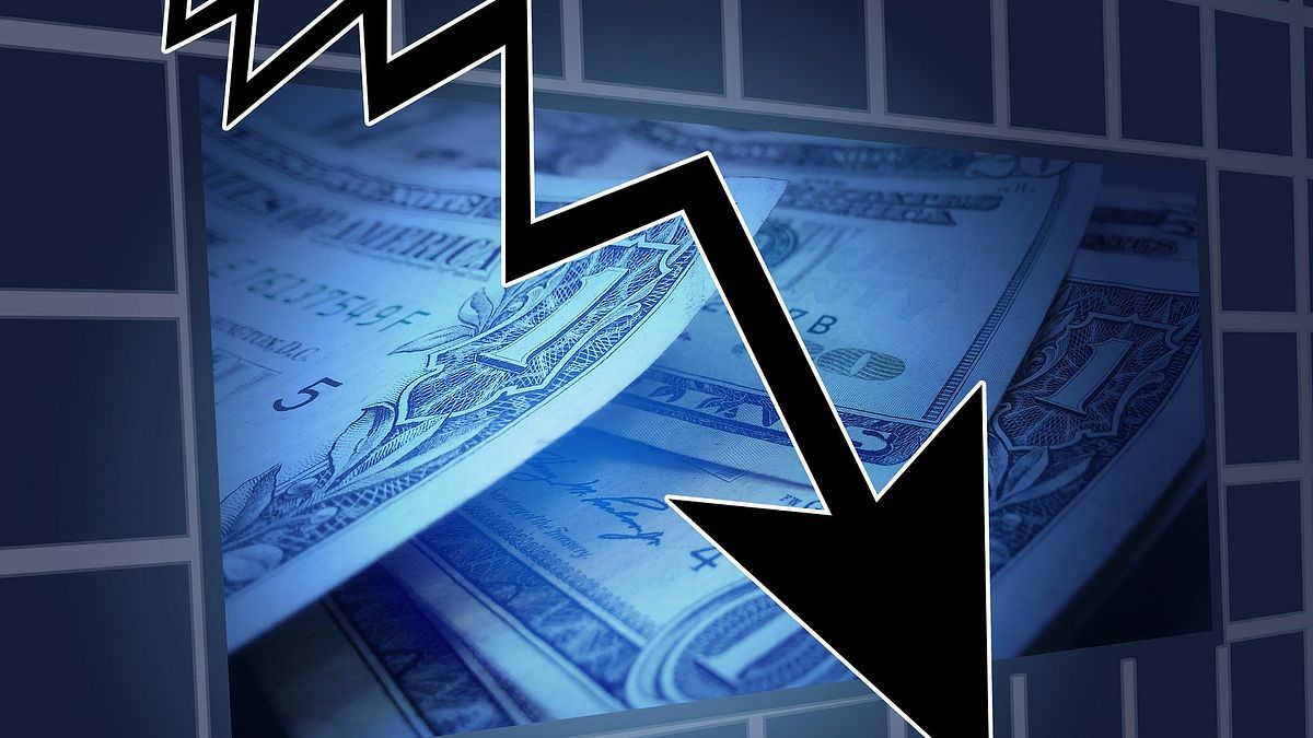 氣候變遷是人人都知道的問題,但面對未來可能發生的事,你真的都了解了嗎 ?高溫會直接影響經濟成長,就像高溫會直接影響健康。在本世紀末以前,氣候變遷會使全球人均所得減少兩成。 (示意圖,取自pixabay) 氣候變遷是人人都知道的問題,但面對未來可能發生的事,你真的都了解了嗎 ?高溫會直接影響經濟成長,就像高溫會直接影響健康。在本世紀末以前,氣候變遷會使全球人均所得減少兩成。 (示意圖,取自pixabay)