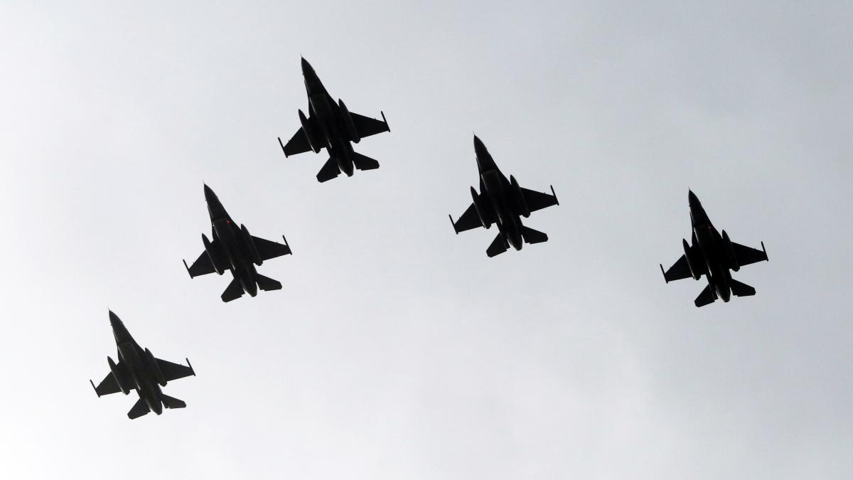 拿人命開玩笑?辛柏毅駕駛F-16失事前一周重複故障 監察院曝空軍「修護紀錄未填寫」