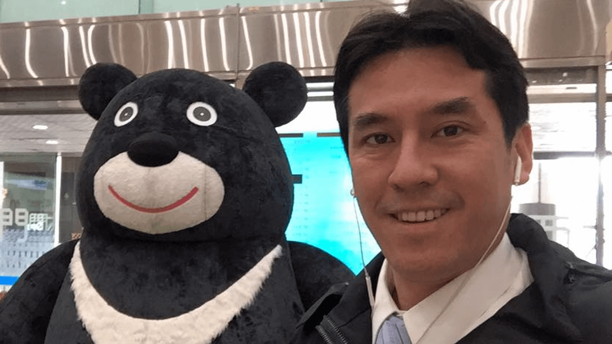 針對立委林俊憲近日提出「黃安條款」,擬修健保法,資深媒體人黃暐瀚(見圖)在政論節目中表示,最終黃安恐無法可罰。(資料照,取自黃暐瀚臉書) 針對立委林俊憲近日提出「黃安條款」,擬修健保法,資深媒體人黃暐瀚(見圖)在政論節目中表示,最終黃安恐無法可罰。(資料照,取自黃暐瀚臉書)