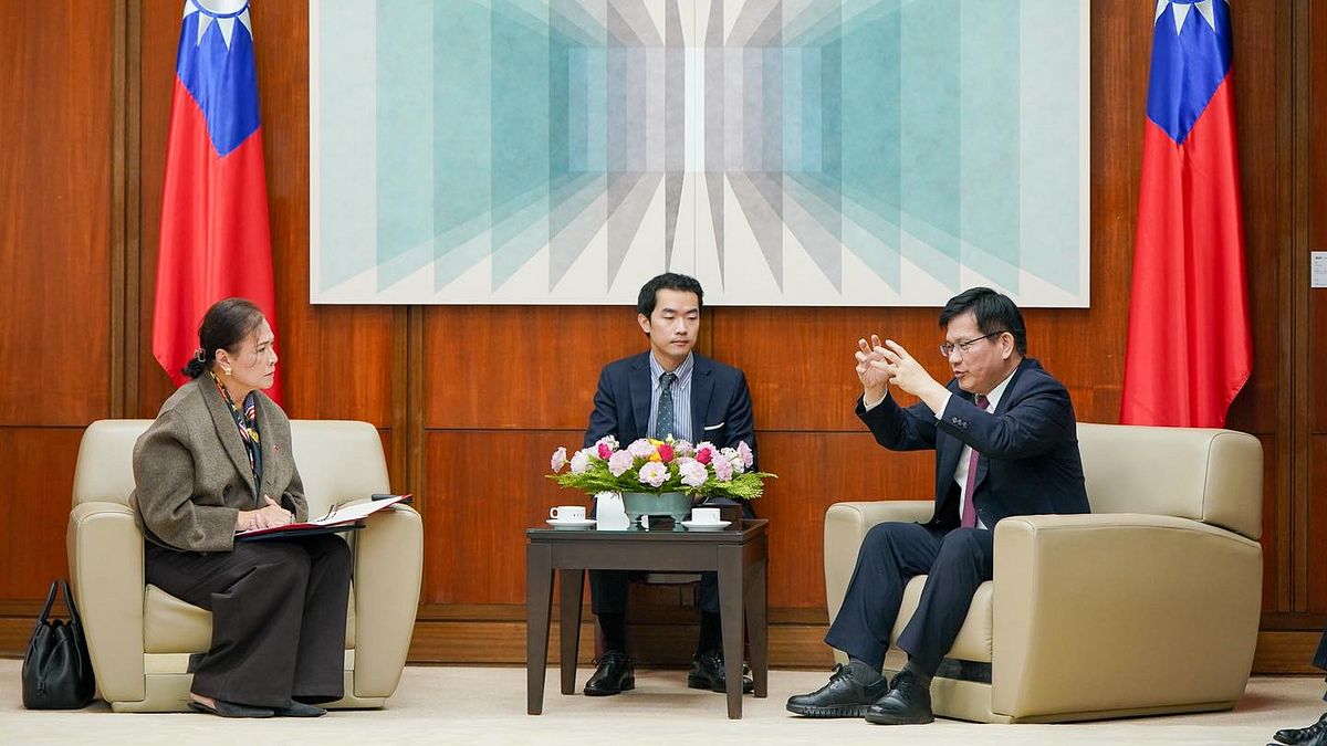 台菲智慧港務論壇高雄登場 林佳龍接見菲律賓代表:盼深化雙方經貿往來