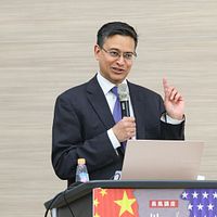 「トランプと習近平のグローバル秩序の争い」座談会に出席するハーバード大学ケネディスクールのラナ・ミッター教授(写真/顔麟宇撮影) 「トランプと習近平のグローバル秩序の争い」座談会に出席するハーバード大学ケネディスクールのラナ・ミッター教授(写真/顔麟宇撮影)