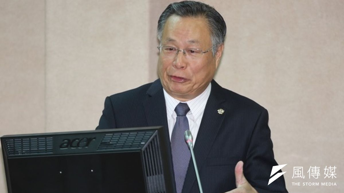 國防部長嚴明1日上午在立法院表示,從香港爆發「佔中」運動以來,東南沿海的解放軍和武警到目前為止沒有出現異常跡象。(余志偉攝) 國防部長嚴明1日上午在立法院表示,從香港爆發「佔中」運動以來,東南沿海的解放軍和武警到目前為止沒有出現異常跡象。(余志偉攝)