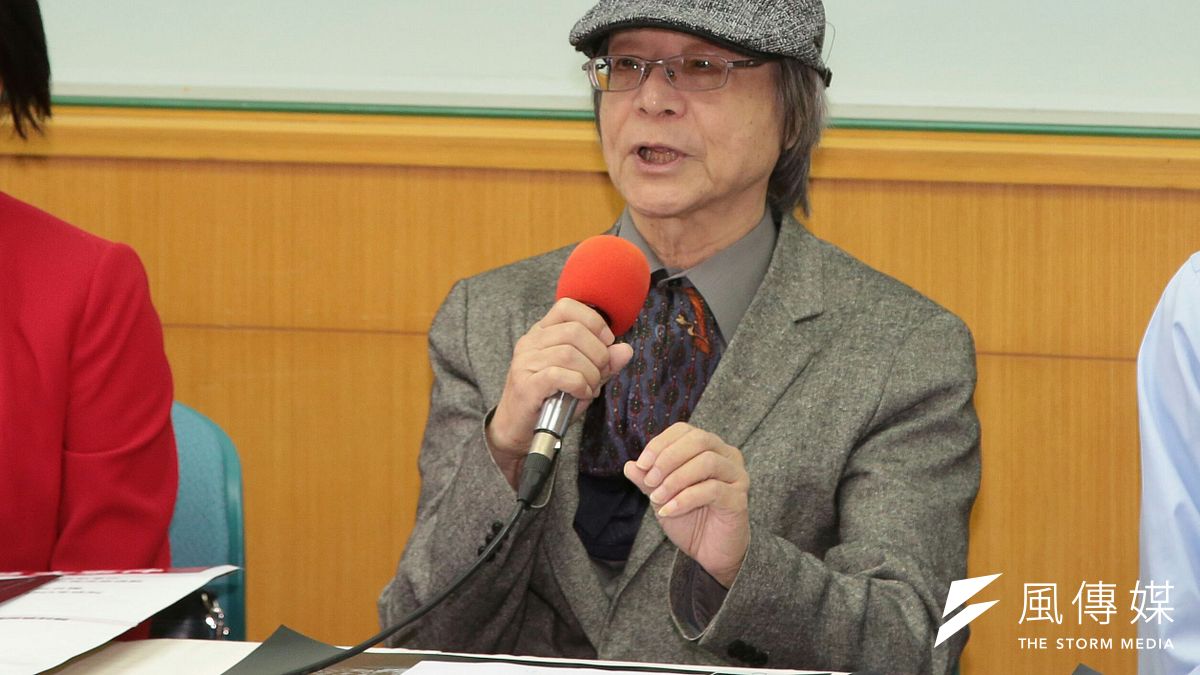 凱達格蘭學校校長金恆煒(見圖)曾患胰臟癌,休養期間撰寫自傳。(資料照,顏麟宇攝) 凱達格蘭學校校長金恆煒(見圖)曾患胰臟癌,休養期間撰寫自傳。(資料照,顏麟宇攝)