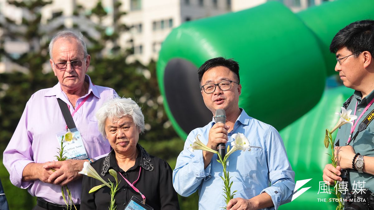 20190604-民進黨秘書長羅文嘉(右二)、獨立中文筆會會員齊家貞(左二)與六四民運人士4日一同召開「守護民主勿忘六四」記者會。(顏麟宇攝) 20190604-民進黨秘書長羅文嘉(右二)、獨立中文筆會會員齊家貞(左二)與六四民運人士4日一同召開「守護民主勿忘六四」記者會。(顏麟宇攝)
