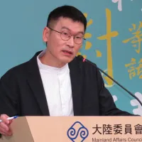 陸委會副主委梁文傑指鳳梨釋迦「台灣人幾乎不吃」。(資料照,楊騰凱攝) 陸委會副主委梁文傑指鳳梨釋迦「台灣人幾乎不吃」。(資料照,楊騰凱攝)