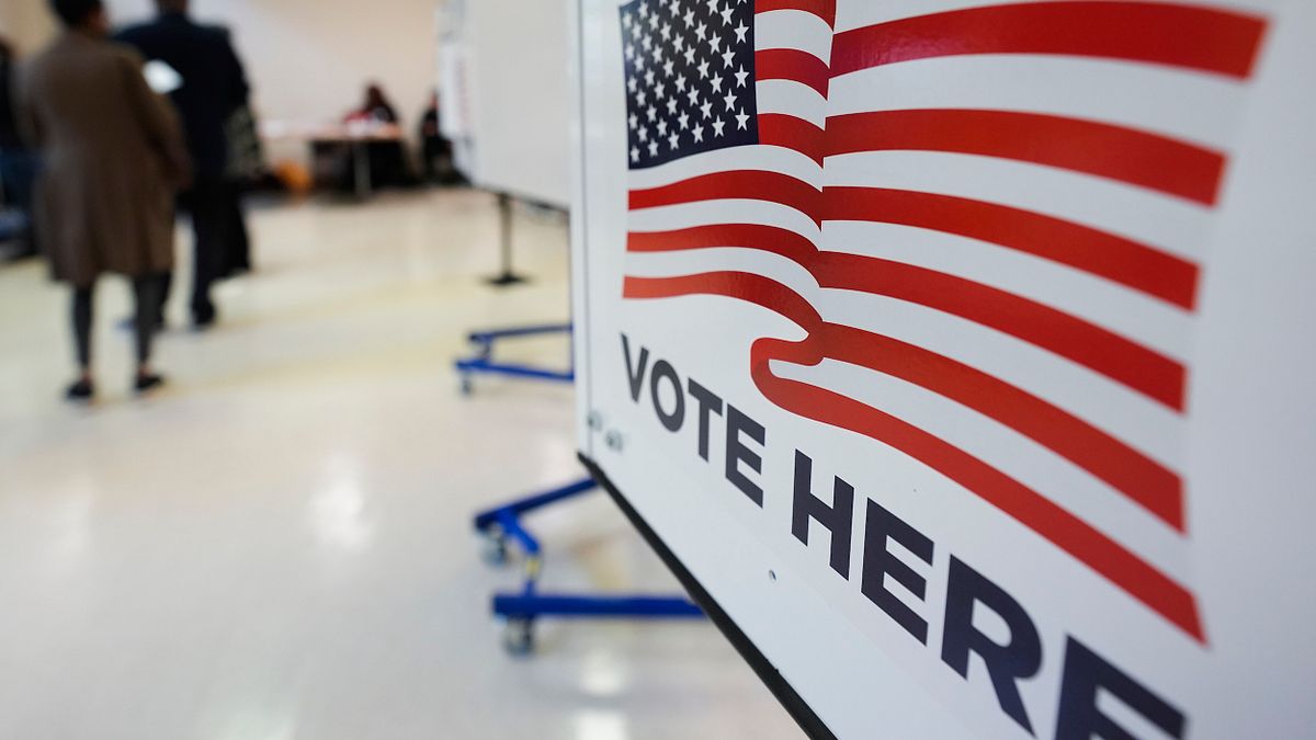 米大統領選挙まで残り2週間、期日前投票は約2500万人が完了。(AP通信) 米大統領選挙まで残り2週間、期日前投票は約2500万人が完了。(AP通信)