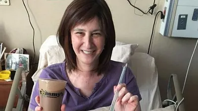艾米莉臨終前喝到奶昔,開心不已(BBC中文網)
