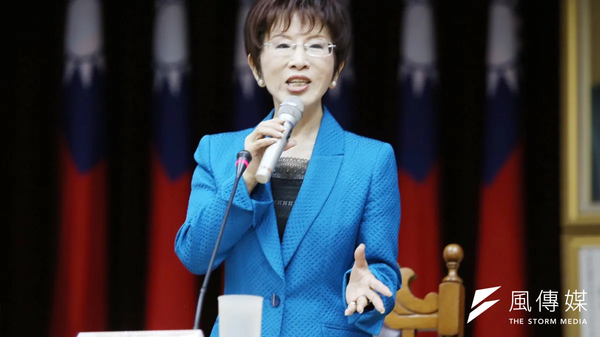 立法院副院長洪秀柱登記國民黨總統提名初選,卻備受「防磚機制」困擾。(資料照/林韶安攝)