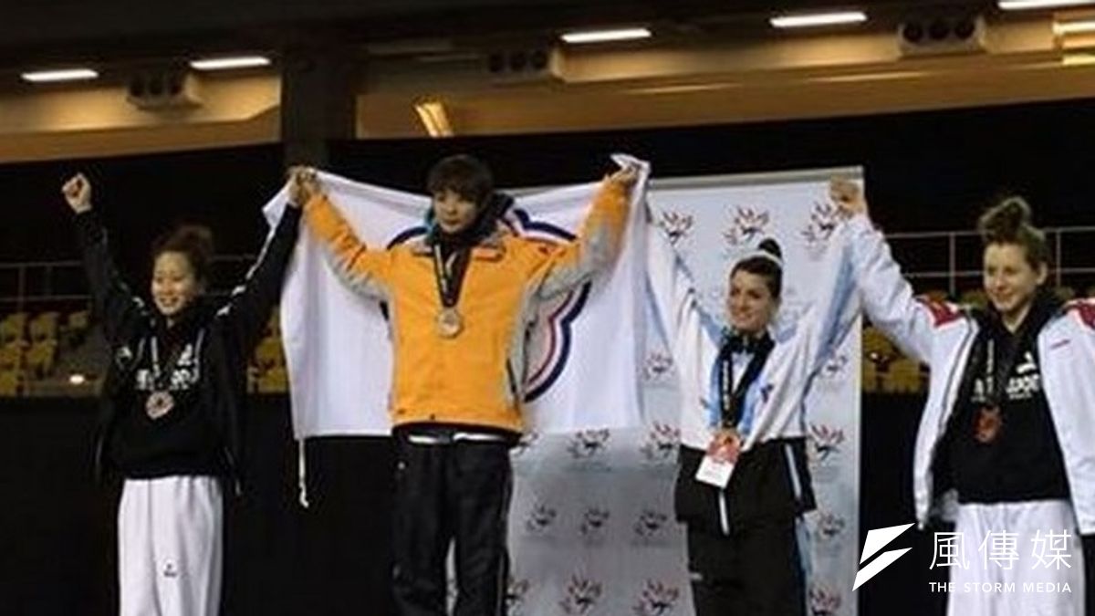 加拿大跆拳道公開賽女子組全部8個量級比賽中,拿下5金1銅,打造「中華五金行」的招牌。(取自孫譓檸臉書) 加拿大跆拳道公開賽女子組全部8個量級比賽中,拿下5金1銅,打造「中華五金行」的招牌。(取自孫譓檸臉書)