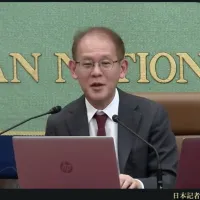 宇野重規東大教授が高市政権を保守ではなく右派的と指摘し、現代の戦間期的な危機の中でファンダムを原動力とする政治の不安定さと対話による政治回復の必要性を説いた。(写真/日本記者クラブ提供) 宇野重規東大教授が高市政権を保守ではなく右派的と指摘し、現代の戦間期的な危機の中でファンダムを原動力とする政治の不安定さと対話による政治回復の必要性を説いた。(写真/日本記者クラブ提供)