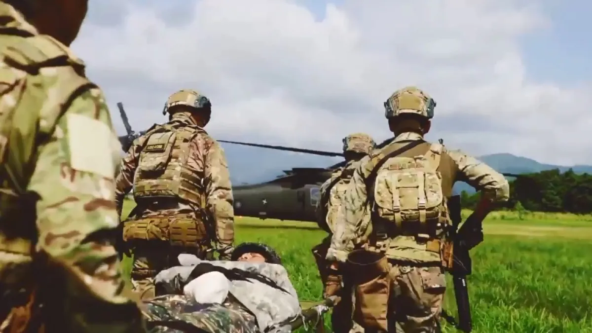 近期在美軍第一特種作戰群(1st Special Forces Group)臉書上傳的影片中,出現我軍特戰官兵身影,引起熱烈討論。(取自美國第一特種作戰群臉書)