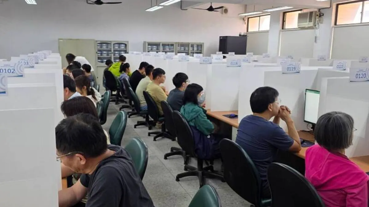 不只是會操作電腦!PISA 2025揭密:未來人才必備的「關鍵能力」是什麼?(圖/中央社記者張雄風傳真)