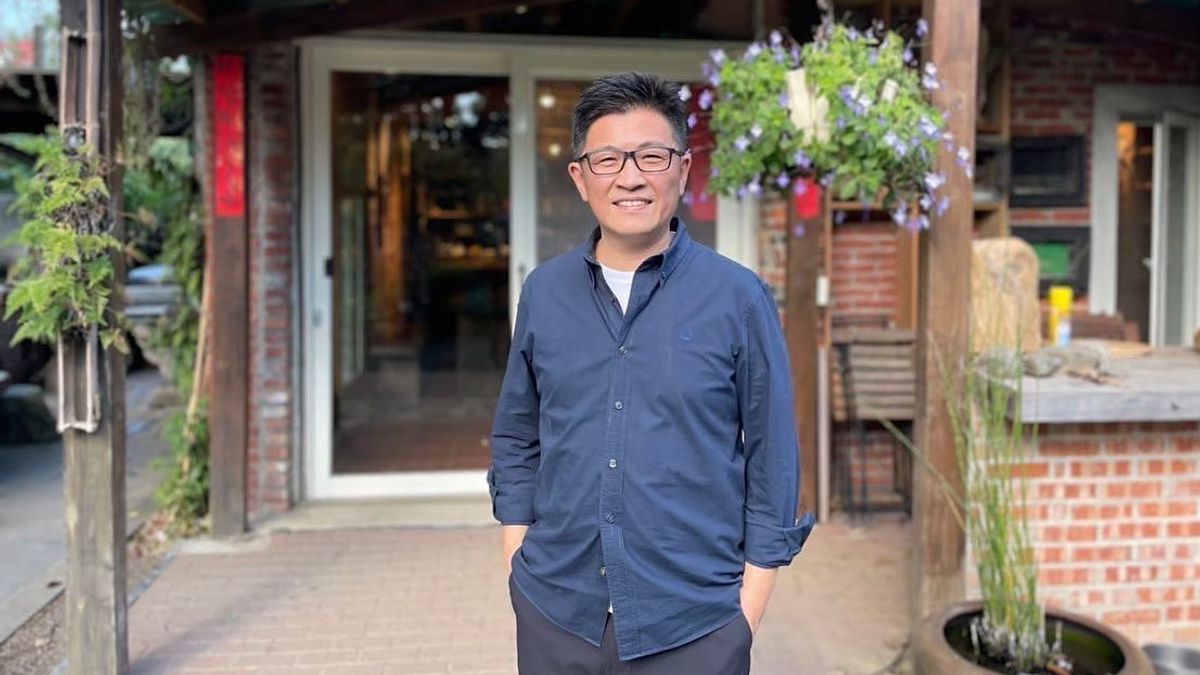 鄭宏輝表示,歷經挫敗、重新出發的鄭宏輝2.0,一定是「最強、會贏」的新竹市長候選人,有信心能夠團結勝選。(圖/翻攝自鄭宏輝臉書) 鄭宏輝表示,歷經挫敗、重新出發的鄭宏輝2.0,一定是「最強、會贏」的新竹市長候選人,有信心能夠團結勝選。(圖/翻攝自鄭宏輝臉書)