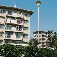 国交省は自治体に対し、公営住宅に入居する外国人の国籍把握と日本語対応可能な緊急連絡先の確保を求める新指針を通知した。(写真/halfrain@flickr提供) 国交省は自治体に対し、公営住宅に入居する外国人の国籍把握と日本語対応可能な緊急連絡先の確保を求める新指針を通知した。(写真/halfrain@flickr提供)