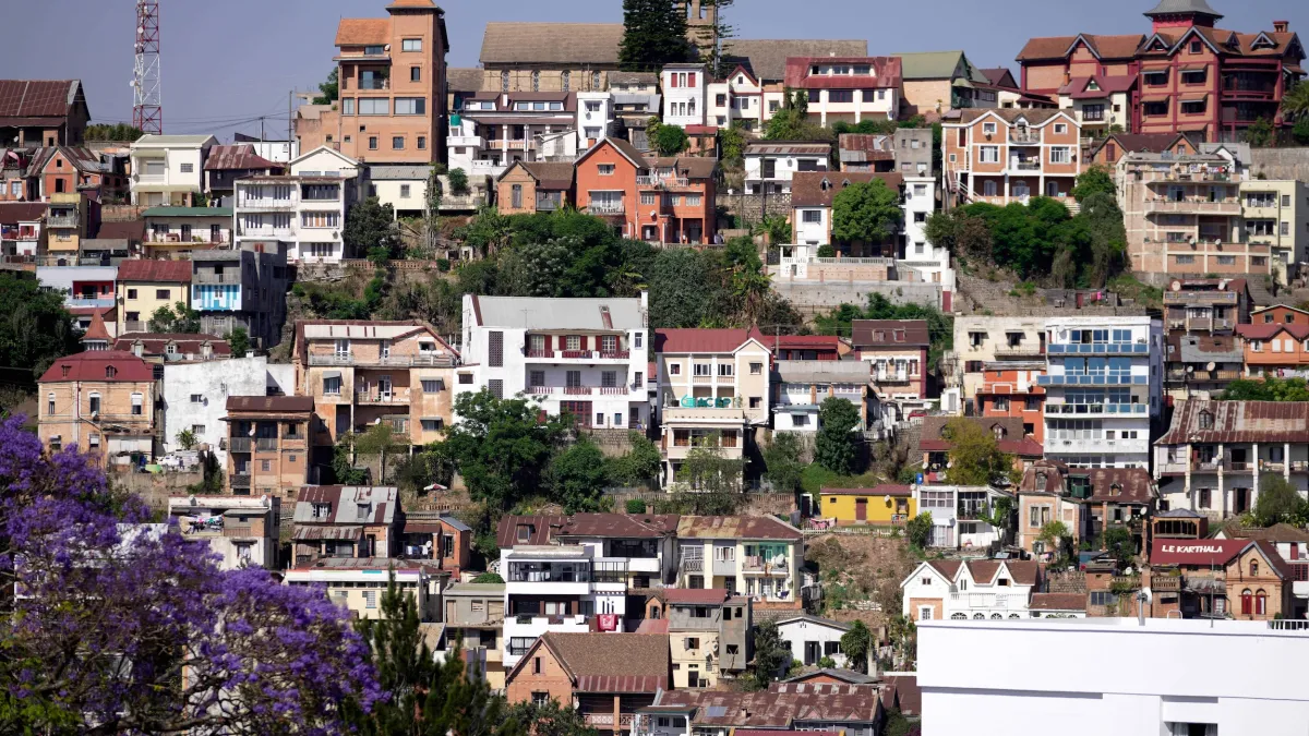 馬達加斯加首都塔那那利佛(Antananarivo)城市景觀一隅。(美聯社)