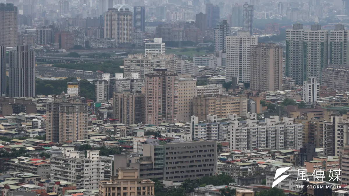 重大交通建設的銜接,能有效吸引建商投資蓋房,「以量制價」減緩房價漲幅。(資料照,柯承惠攝)