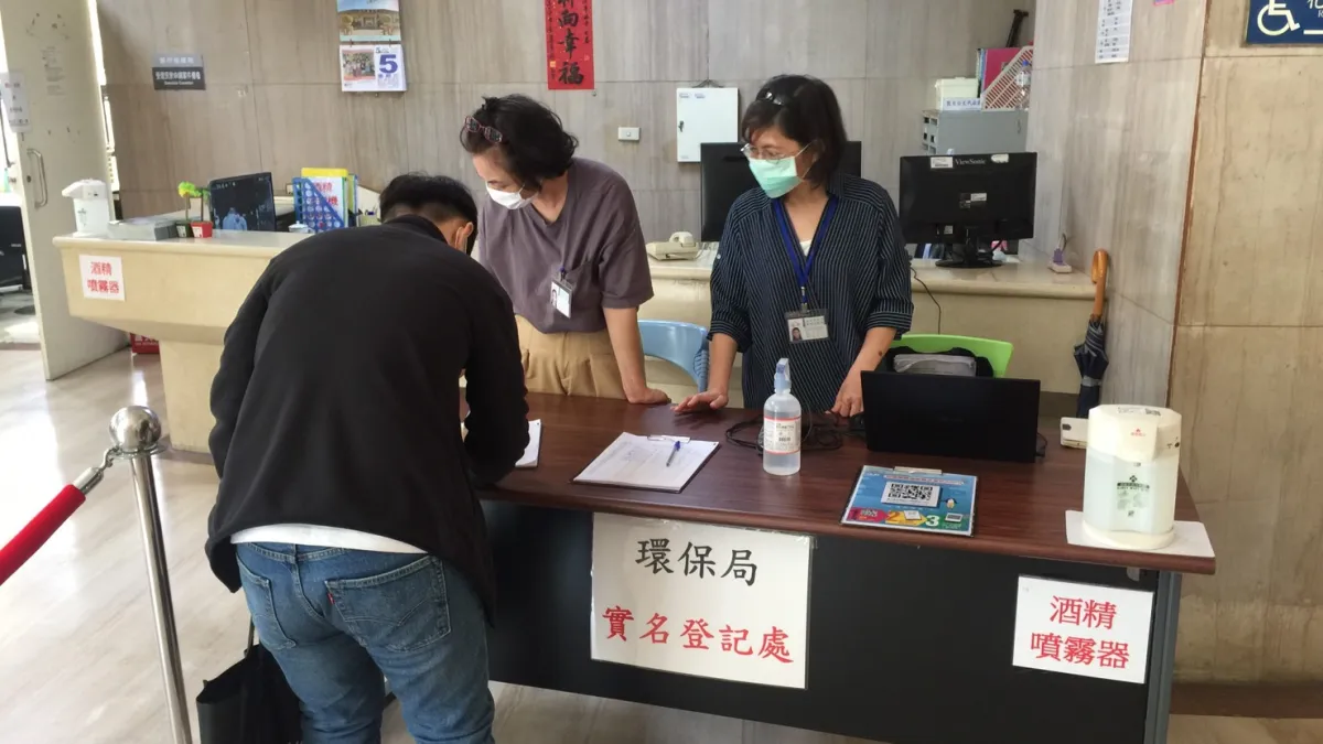 台中市政府勞工局配合各學校開學、即將開辦的台中購物節,盤點各相關單位資源,釋出600個安心即時上工職缺。(圖/台中市政府提供)