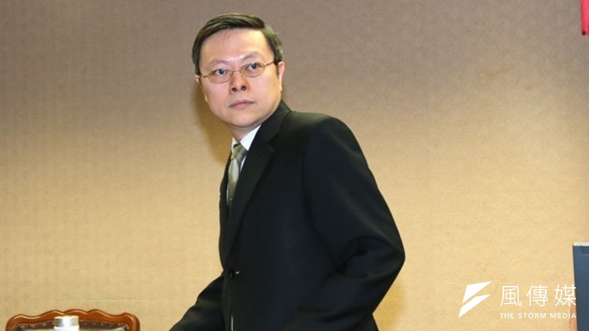 反服貿抗爭暫告一段落,陸委會主委王郁琦11日上午對重啟服貿協議談判一事,也透露鬆動立場。(吳逸驊攝) 反服貿抗爭暫告一段落,陸委會主委王郁琦11日上午對重啟服貿協議談判一事,也透露鬆動立場。(吳逸驊攝)