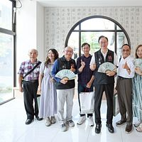 台湾桃園旧市街・忠孝街に「桃園文学館」が正式オープン。張善政・桃園市長(中央)は「地元文学の奥行きを感じてほしい」と来館を呼びかけた。(写真/桃園市政府提供) 台湾桃園旧市街・忠孝街に「桃園文学館」が正式オープン。張善政・桃園市長(中央)は「地元文学の奥行きを感じてほしい」と来館を呼びかけた。(写真/桃園市政府提供)