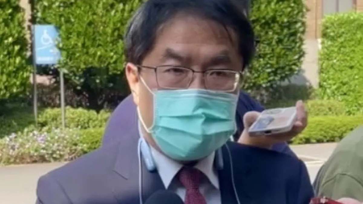 臺南市長黃偉哲再次親自出席,為疫情後的中小企業請命,並要求行政院重視微型企業。(圖/台南市府提供)