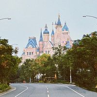 嘉義県の大埔美精密機械園区に位置し、「台湾版ディズニー」と称されるオーレボー夢の城が7月に試験営業を開始する。(イメージ図/オーレボー夢の城のFacebookより) 嘉義県の大埔美精密機械園区に位置し、「台湾版ディズニー」と称されるオーレボー夢の城が7月に試験営業を開始する。(イメージ図/オーレボー夢の城のFacebookより)