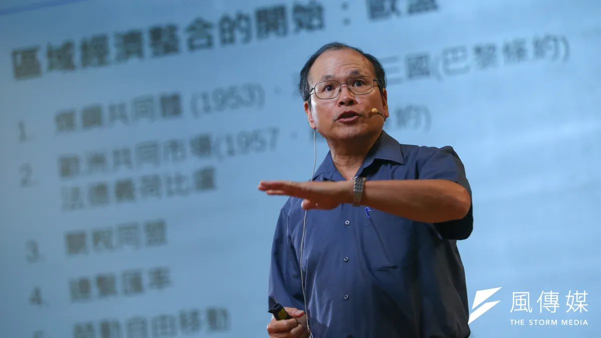 政大經濟系教授林祖嘉(見圖)4日出席思沙龍「美國的下一步? 全球化與反全球化的經濟大浪潮」座談。(顏麟宇攝)