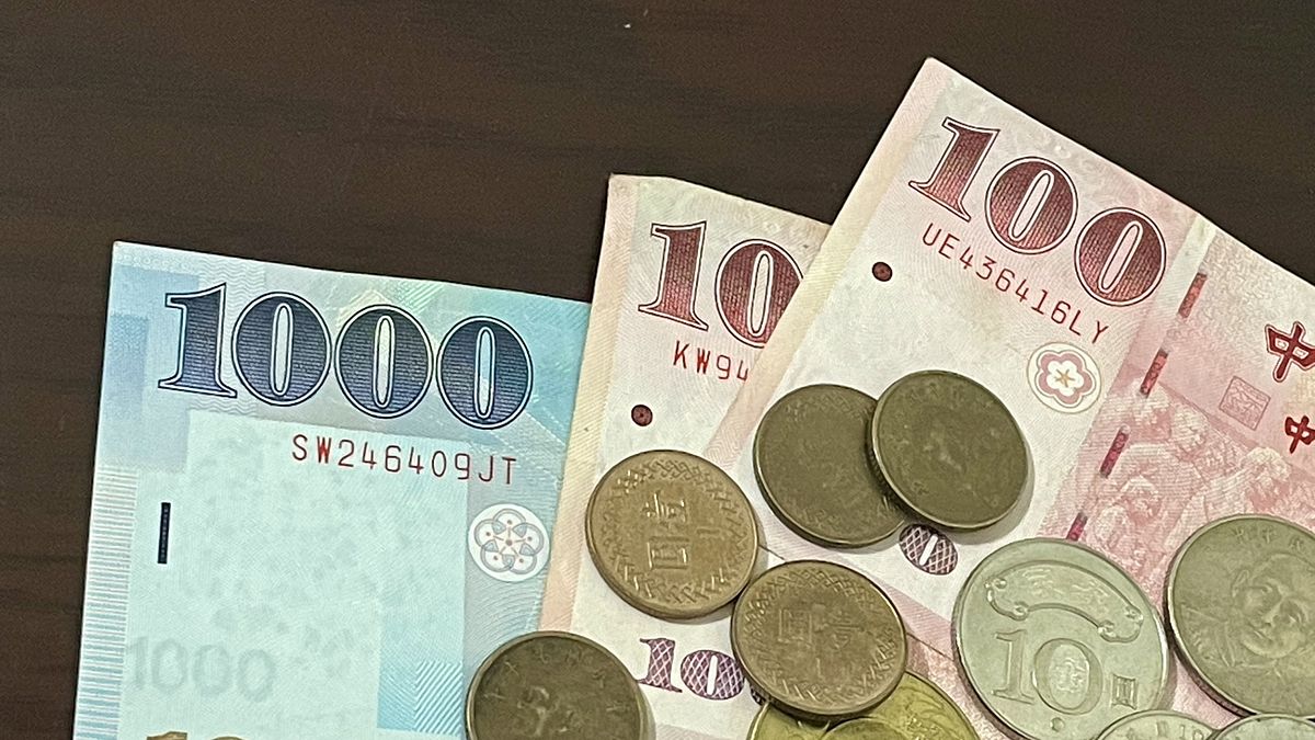 觀點投書:普發萬元的13歲界線畫錯了,限制代領不合情理也不合法理