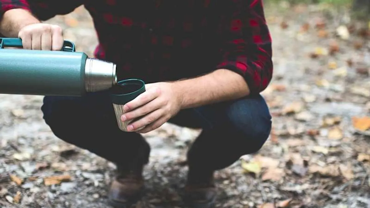 看起來堅固無比的保溫杯,遇到什麼狀況會產生變質,對健康造成影響呢?(圖/pixabay) 看起來堅固無比的保溫杯,遇到什麼狀況會產生變質,對健康造成影響呢?(圖/pixabay)