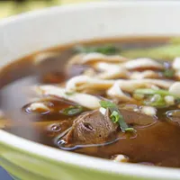 牛肉麺は台湾を代表する国民食の一つとして知られ、濃厚なスープと柔らかい牛肉の組み合わせが多くの人々を魅了している。本記事では、台北の厳選12店舗をご紹介。(画像:Pixabay) 牛肉麺は台湾を代表する国民食の一つとして知られ、濃厚なスープと柔らかい牛肉の組み合わせが多くの人々を魅了している。本記事では、台北の厳選12店舗をご紹介。(画像:Pixabay)