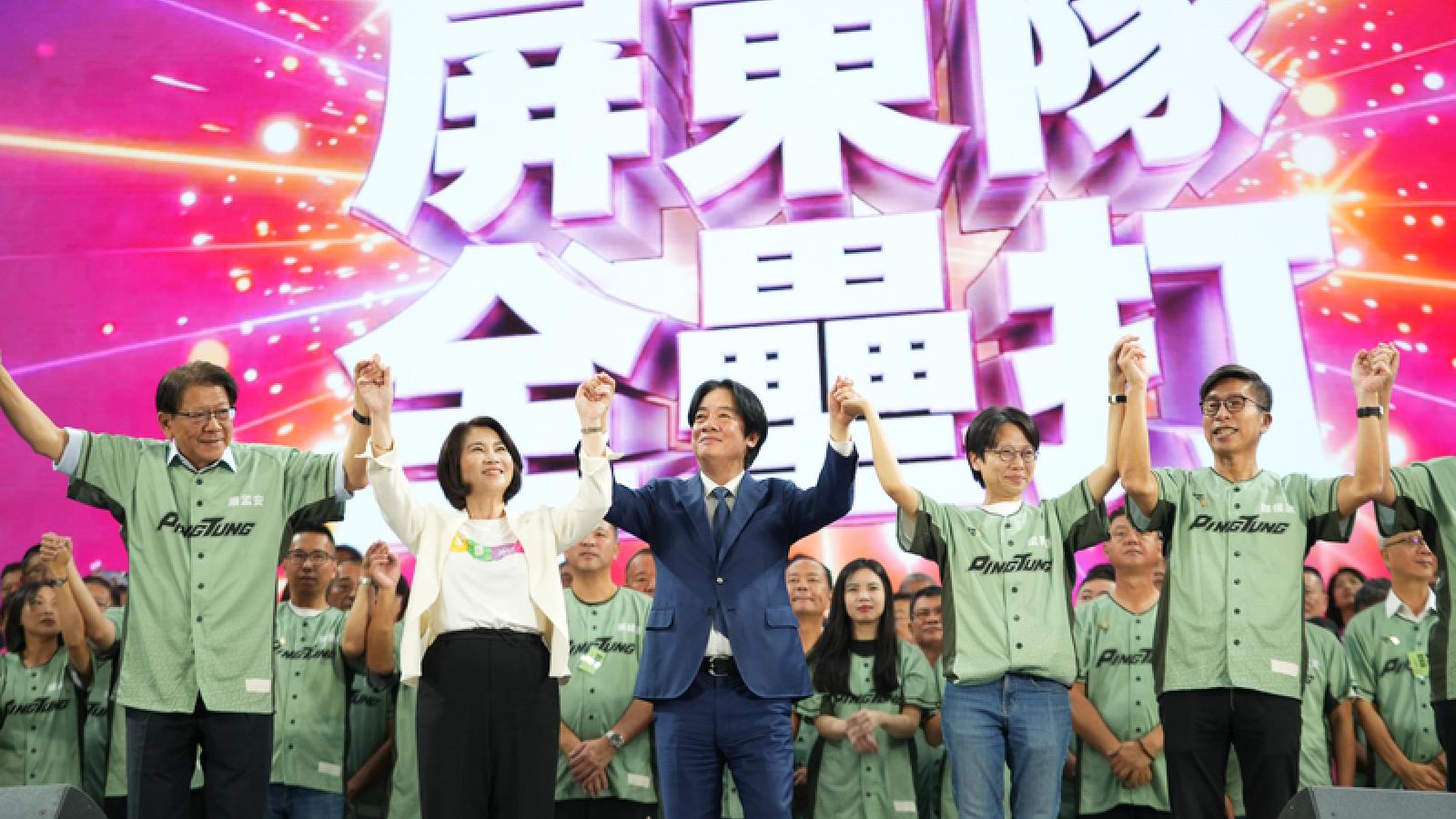 賴清德喊長者免健保費「妥當了」!卓榮泰才罵違憲 黃國昌看傻眼:哪招?