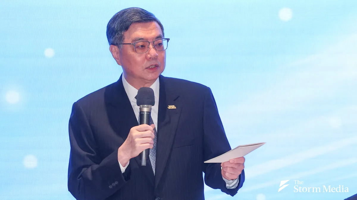 Premier Cho Jung-tai declined to countersign an amendment aiming to relocate funds from Taiwan's central government to local governments. (Photo / Yan Yushe)